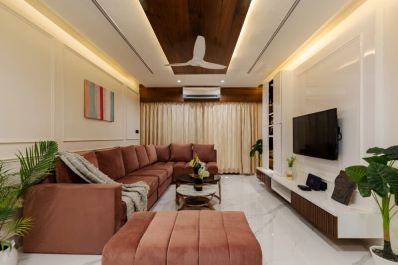 R Nest - Royal Pleasing Residence | Ravina Mehta Designs | Indore ...